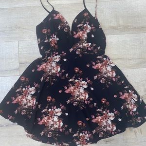 Black floral dress size large